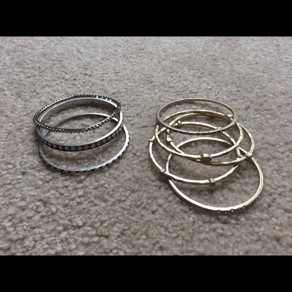 8 Bangles - Picture 1 of 2